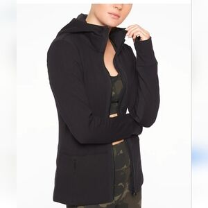 Athleta Fitted Victory Athletic Hoodie in Black Size Medium